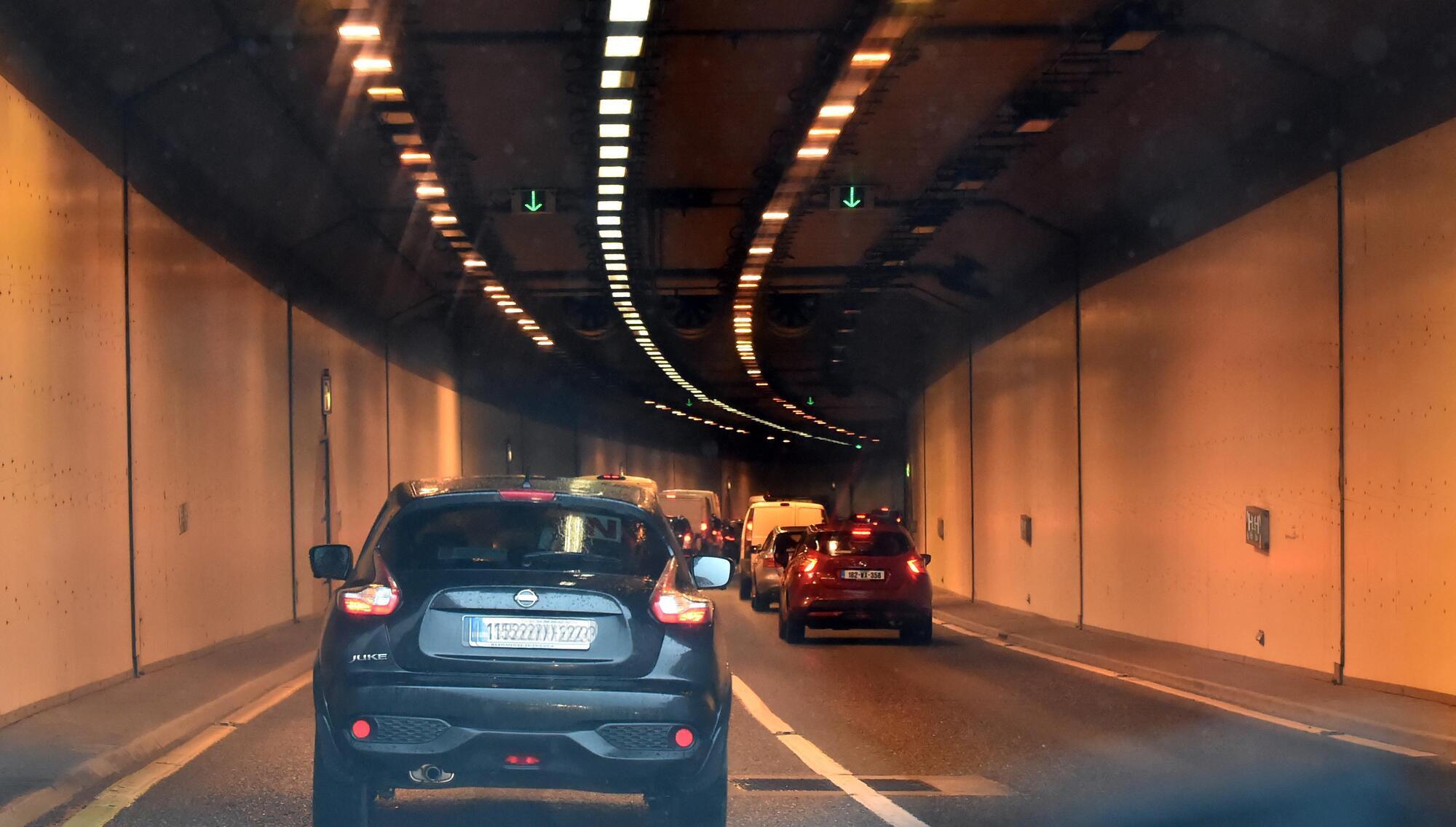 Banned Cork driver rammed garda cars and drove wrong way through Jack Lynch Tunnel