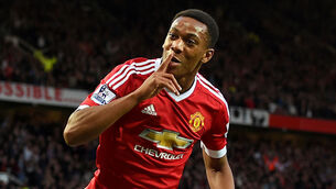 Soccer - Barclays Premier League - Manchester United v Liverpool - Old Trafford