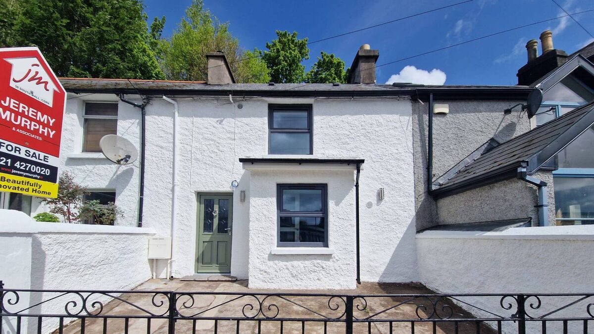 After a thorough overhaul, this Lee Road Cottage by the weir is back on the market for €349,000 - Vimarsana News