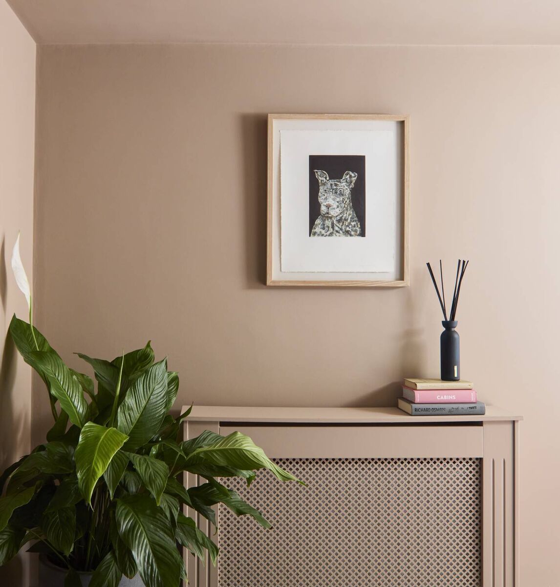 Darran wanted to switch up the slumber set-up, banishing the dark and moody colours for a seasonal refresh using new hues. 