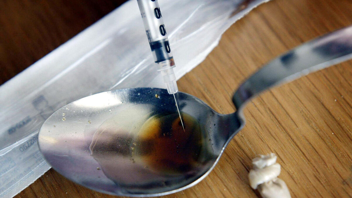 Addict in wheelchair caught getting off Cork train with €34k of heroin - Vimarsana News