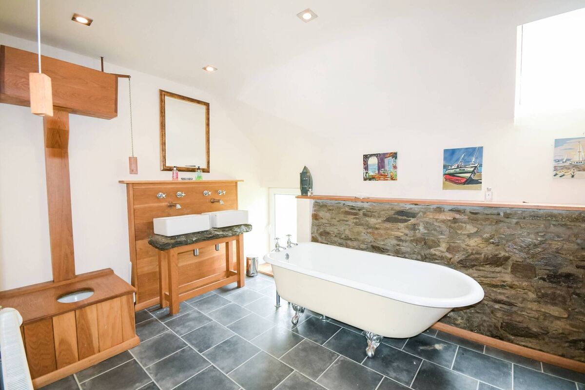 Timber throne in one of the bathrooms