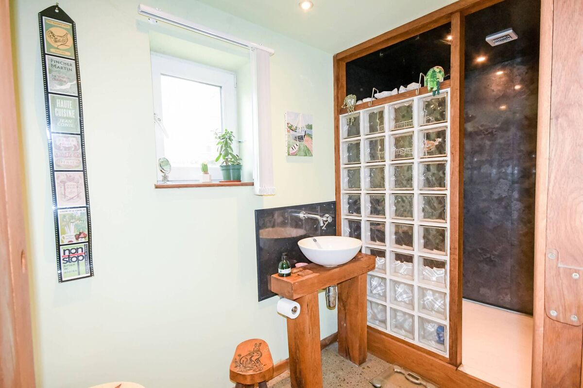 Glass blocks are a classic shower screen choice