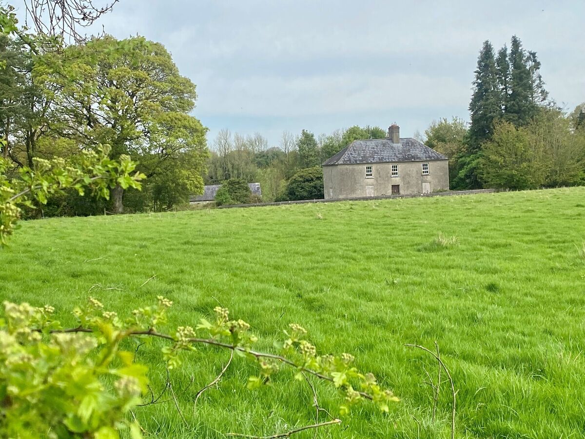The two-storey farmhouse extends to over 1,500sq ft and is in reasonably good condition. The two-storey farmhouse extends to over 1,500sq ft and is in reasonably good condition.