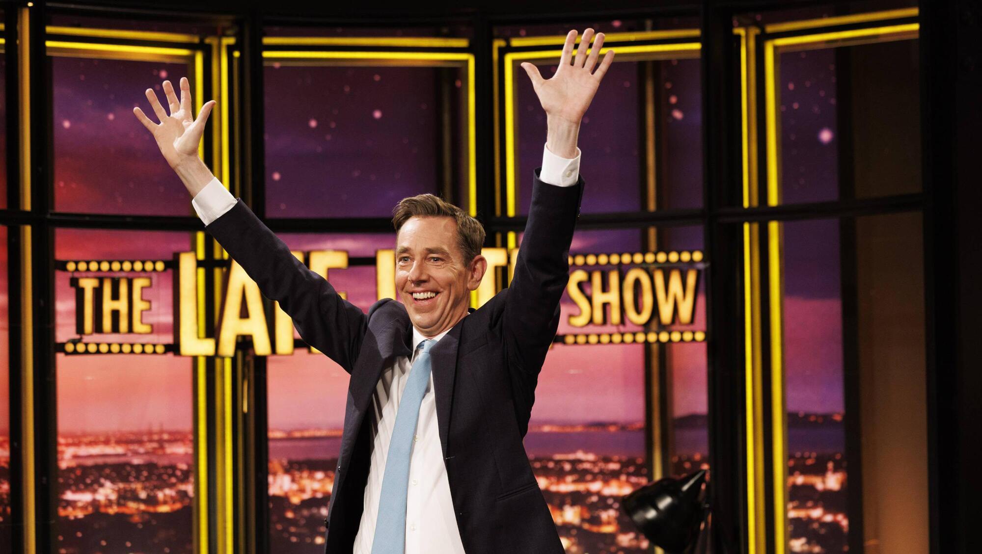 Late Late Show recap: Ryan Tubridy sails into the sunset on red Vespa after final show