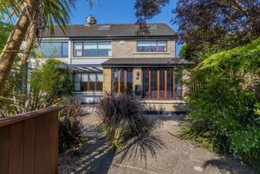 12 The Orchards, Montenotte