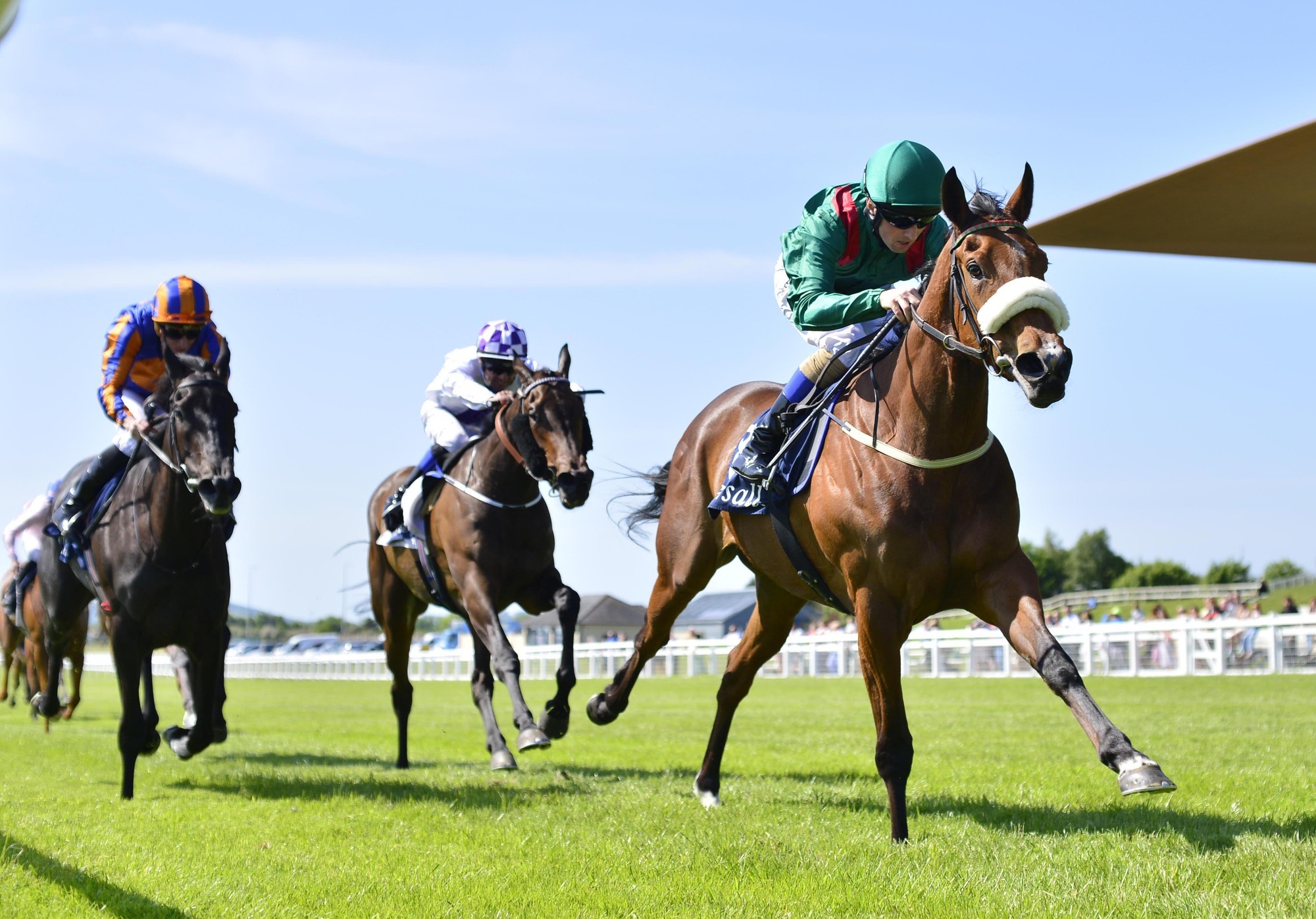 Irish 1,000 Guineas: Tahiyra storms to victory at Curragh