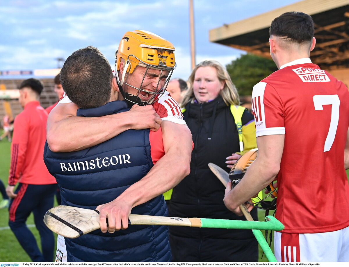 MOMENTUM BUILT: Cork captain Micheál Mullins celebrates with his manager Ben O'Connor after their side's victory in the oneills.com Munster GAA hurling U20 championship final. Pic: Piaras Ó Mídheach/Sportsfile