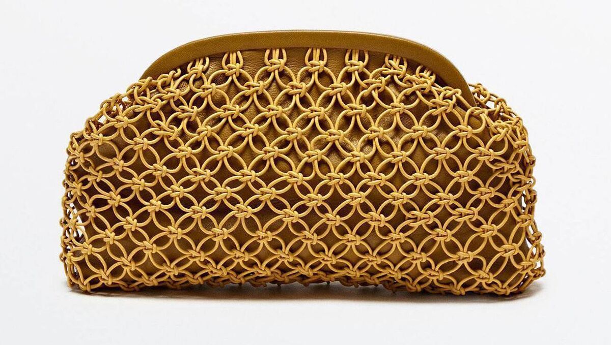 Tubular braided clutch bag, Massimo Dutti, €89.95