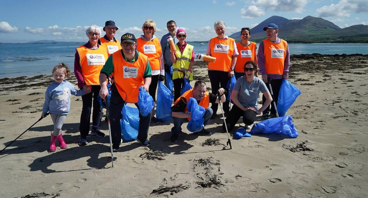 To mark the launch of the Clean Coasts anti- smoking litter campaign, volunteers from Keep Our Beaches Clean and Western Care association undertook a beach clean at Old Head Beach, Co. Mayo, before installing informational stickers on cigarette bins. Courtesy of CleanCoasts  