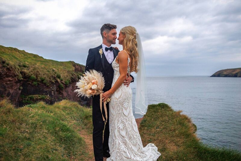 Keelin Riley and Darren Horan. Pictures: Padraig Healy Wedding Photography 