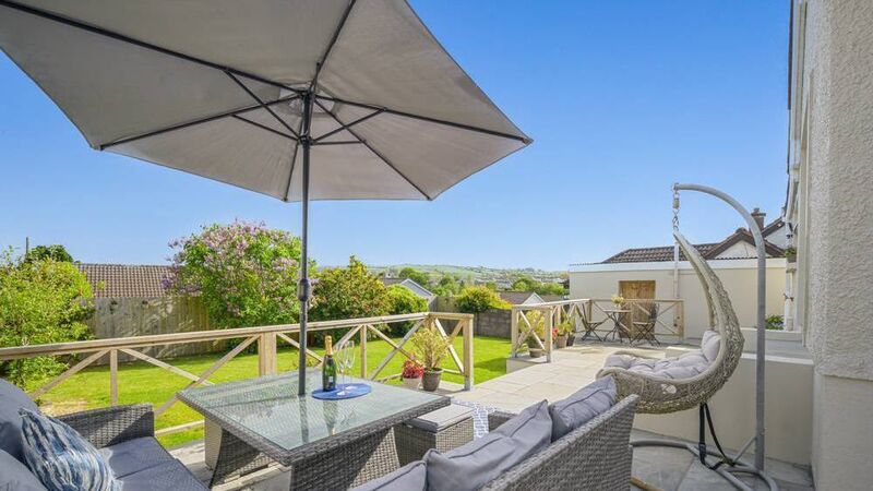 Superbly re-worked Ballyvolane bungalow on the market for €345,000