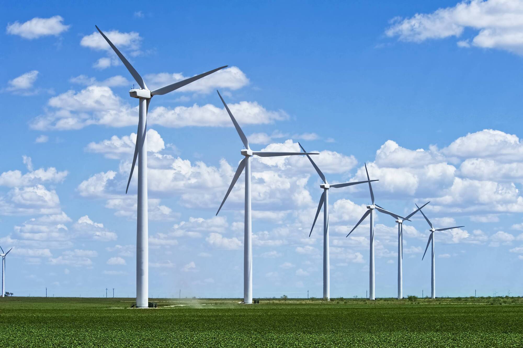 Wind farms provided 35% of Ireland’s electricity in first five months of the year, the monthly wind energy report found.