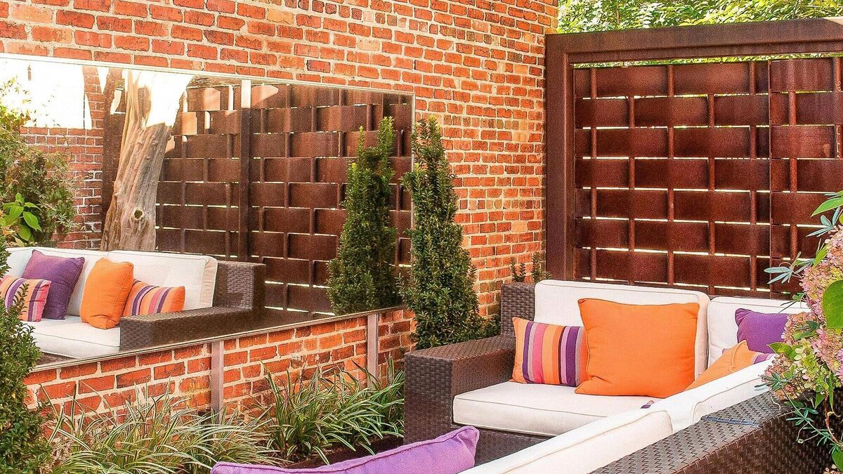 How to make your tiny garden look and feel bigger - Vimarsana News