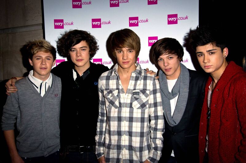 (L-R) Niall Horan, Harry Styles, Liam Payne, Zain Malik and Louis Tomlinson of One Direction in 2010. (Photo by Ian Gavan/Getty Images) (L-R) Niall Horan, Harry Styles, Liam Payne, Zain Malik and Louis Tomlinson of One Direction in 2010. (Photo by Ian Gavan/Getty Images)