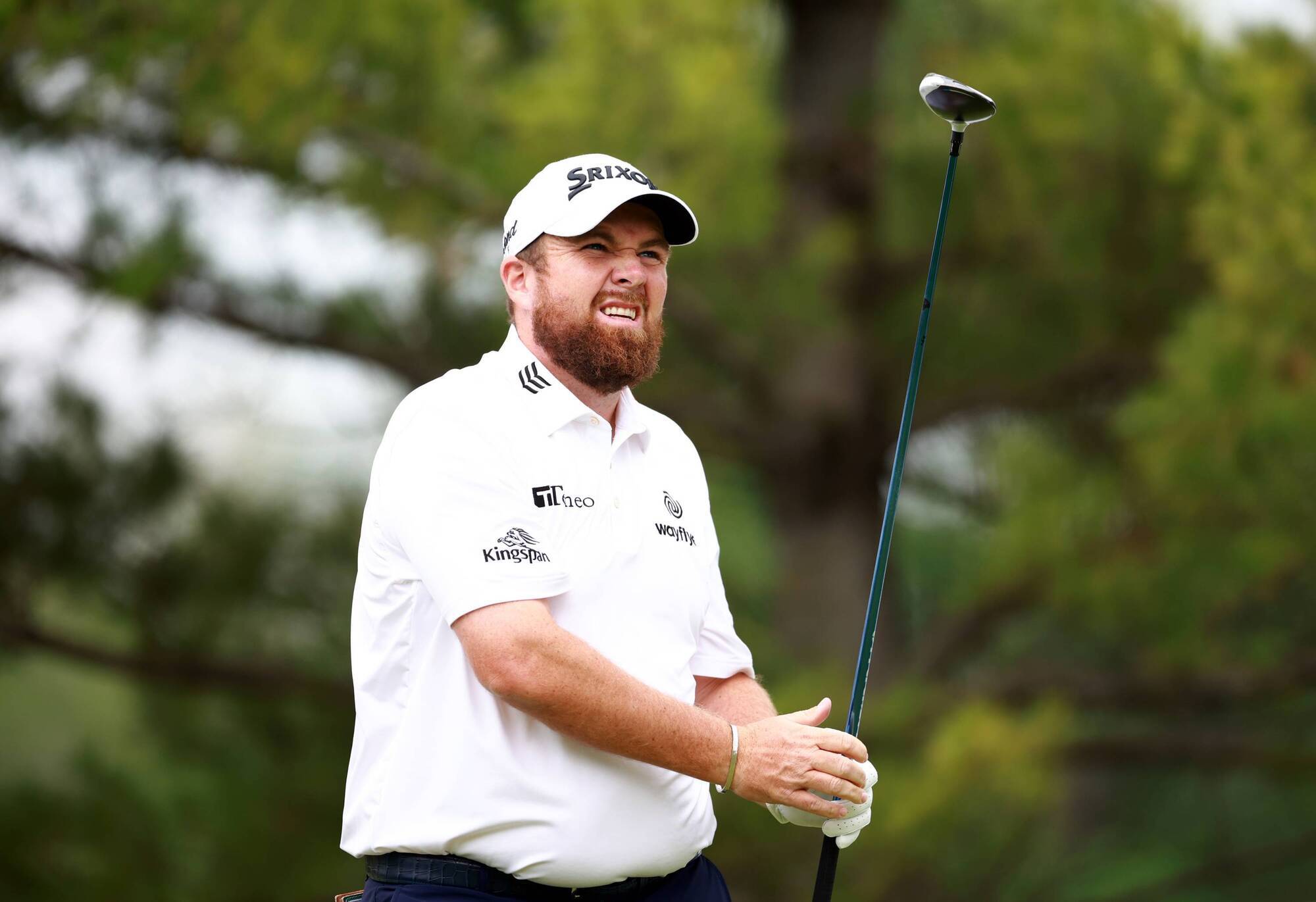 Lowry lights up Toronto but short putts still slowing him down