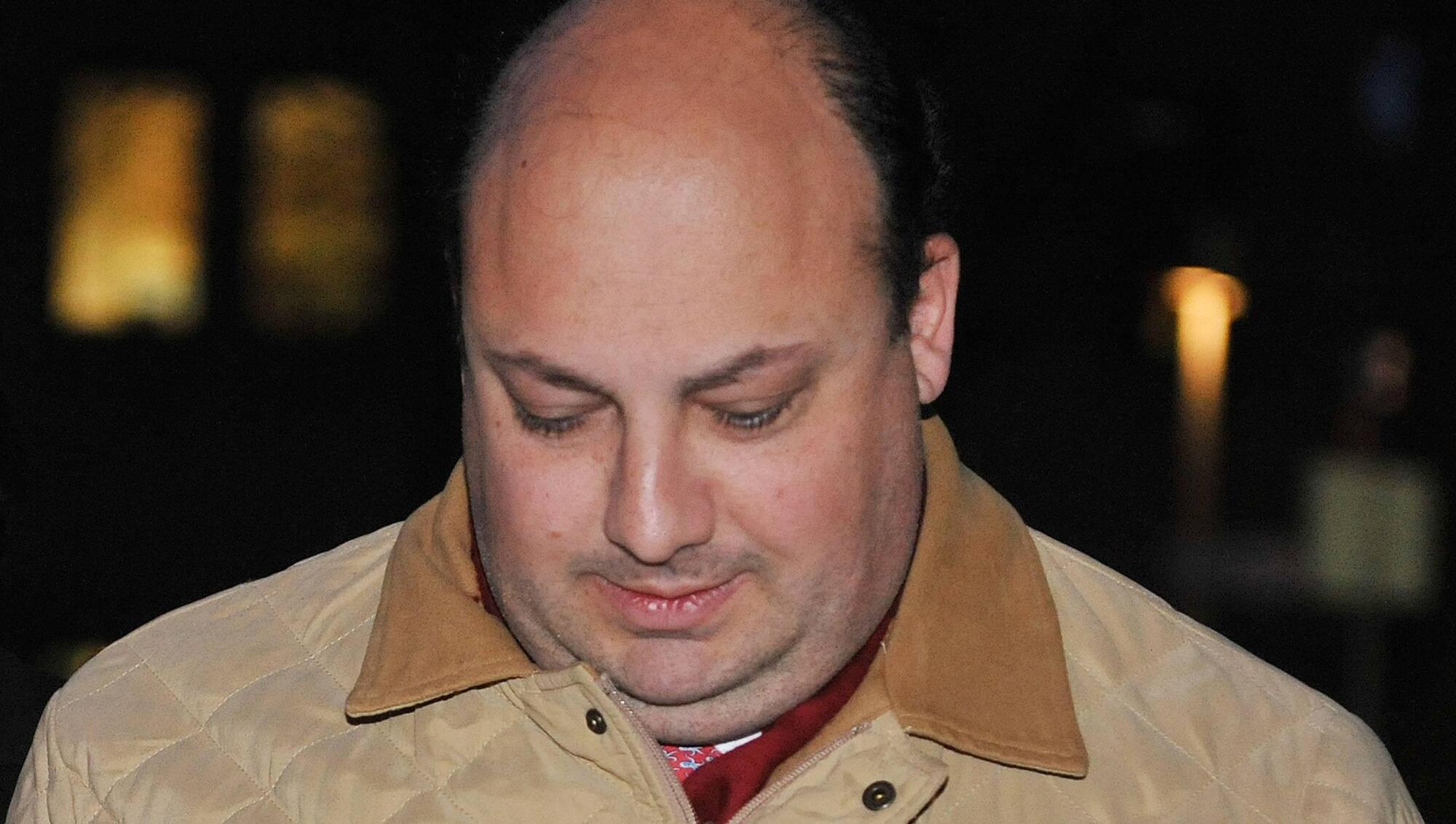 Convicted poker player’s son sues AIB for fraud