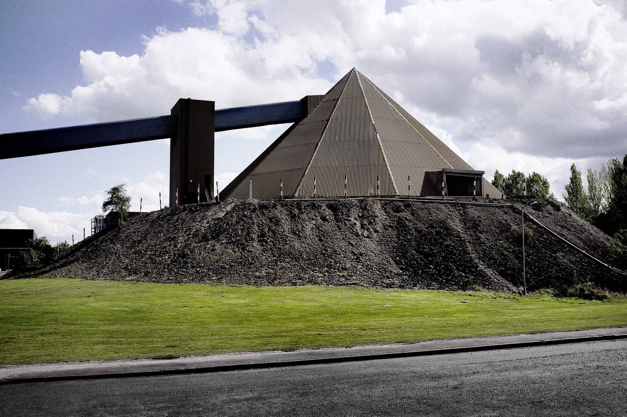 Coveney: News of temporary layoffs at Tara Mines 'is a shock'