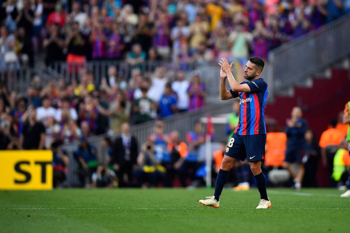 SALUTING THE FAITHFUL: Alba applauds as he leaves the pitch during the Spanish league football match between FC Barcelona and RCD Mallorca at the Camp Nou. Pic: Pau Barrena/AFP via Getty Images