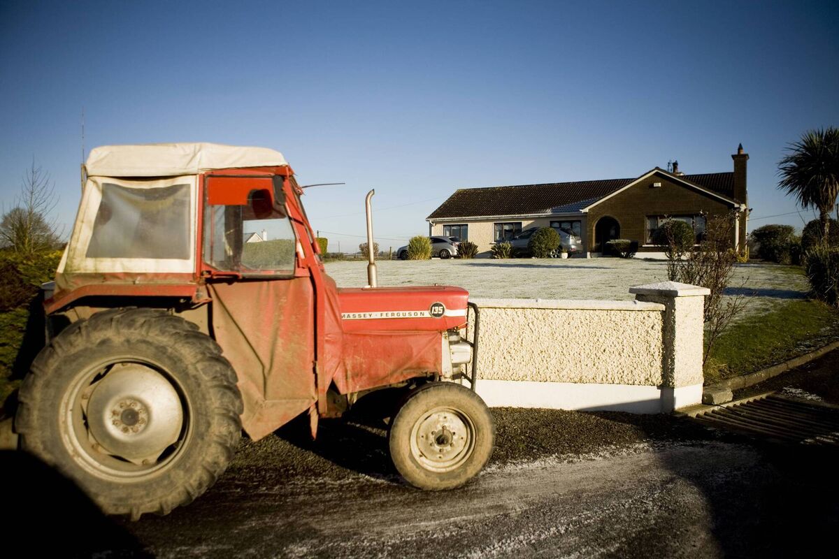 The bride's neighbour arrived on his tractor on the morning of her wedding to see her. Pic: Jenny McCarthy