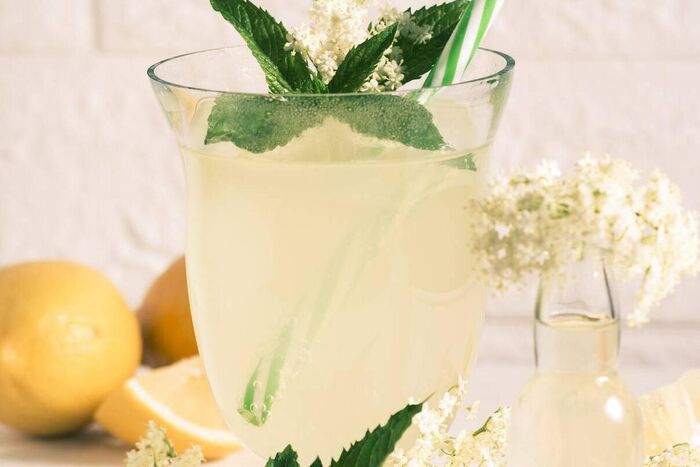 Elderflower Champagne
