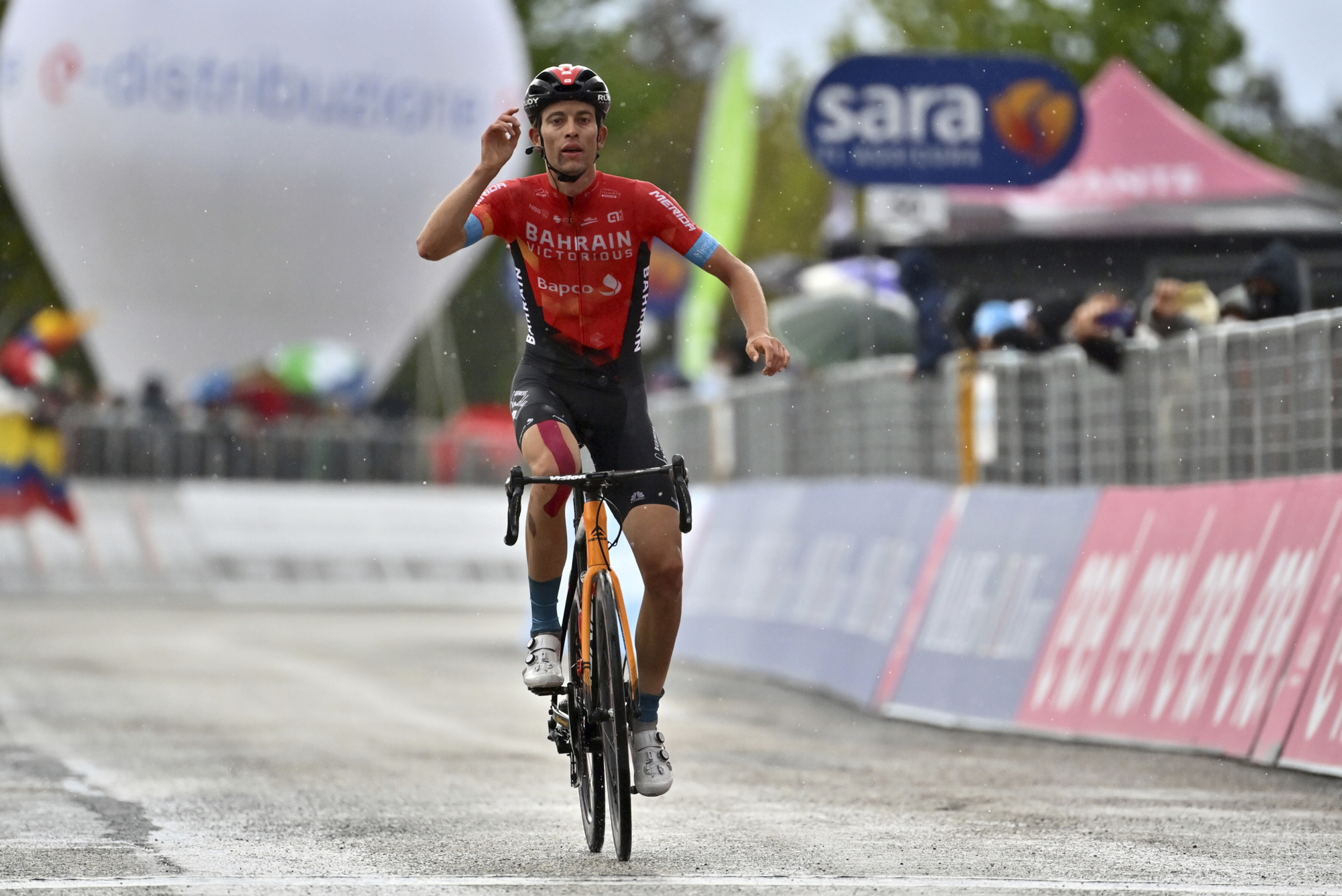 Cycling remembers ‘exceptional Gino Mader after death at the Tour de Suisse
