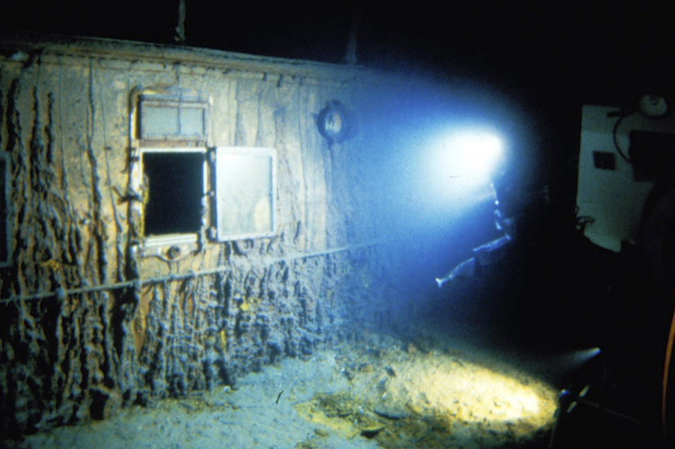 Titanic submarine: Desperate search for craft missing with five onboard