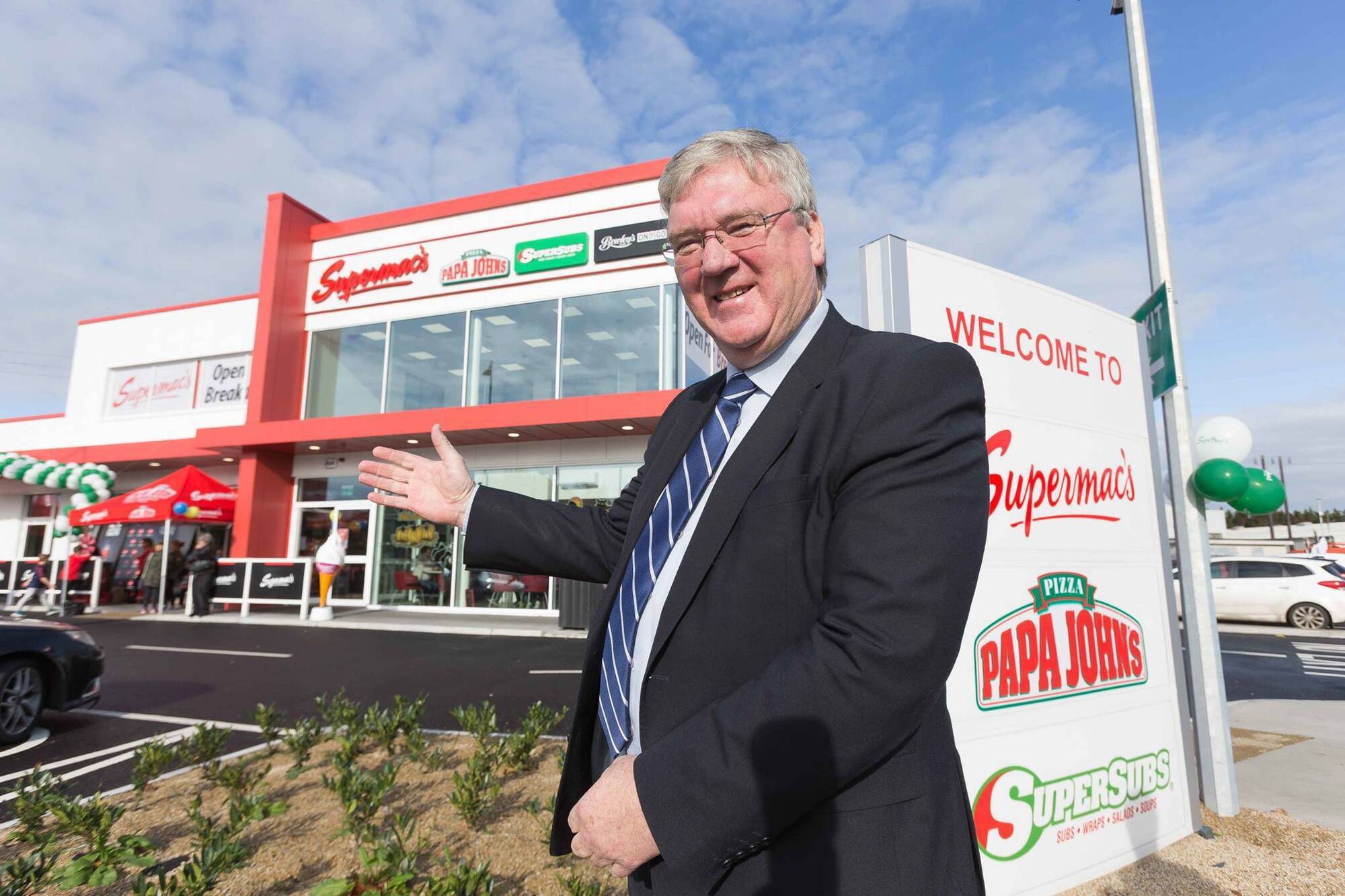 Limerick takeaway owners claim Supermacs founder Pat McDonagh trying to 'destroy' their business