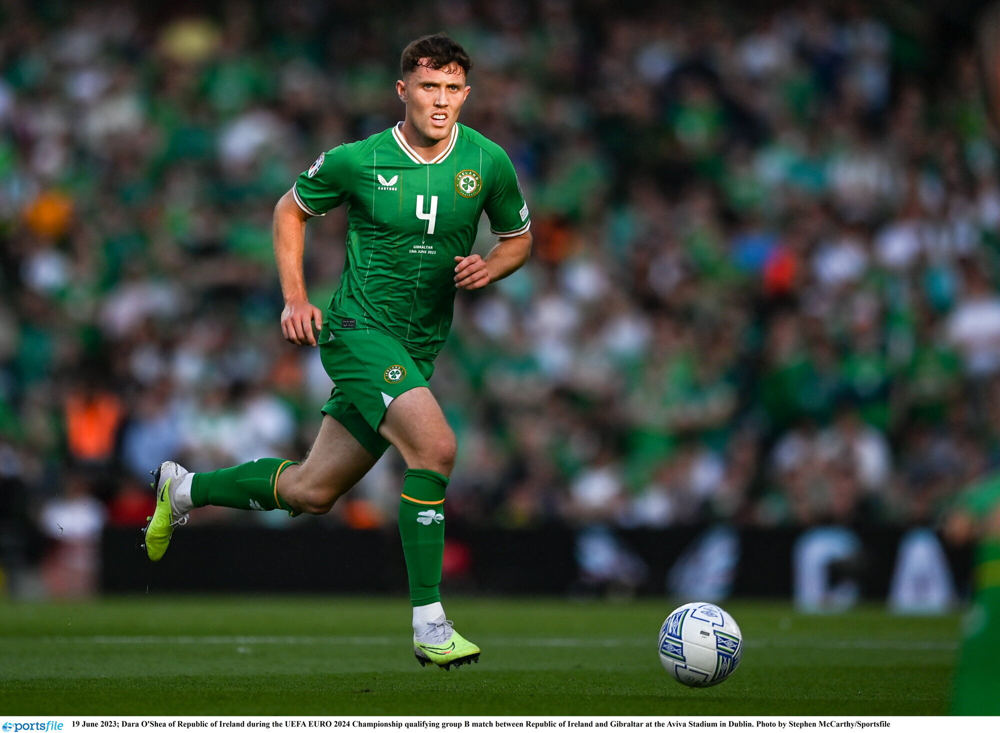Ireland international Dara O'Shea on brink of Burnley move 