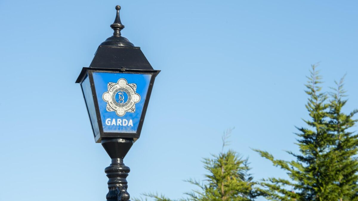 Man, 20s, injured in stabbing incident in Midleton - Vimarsana News