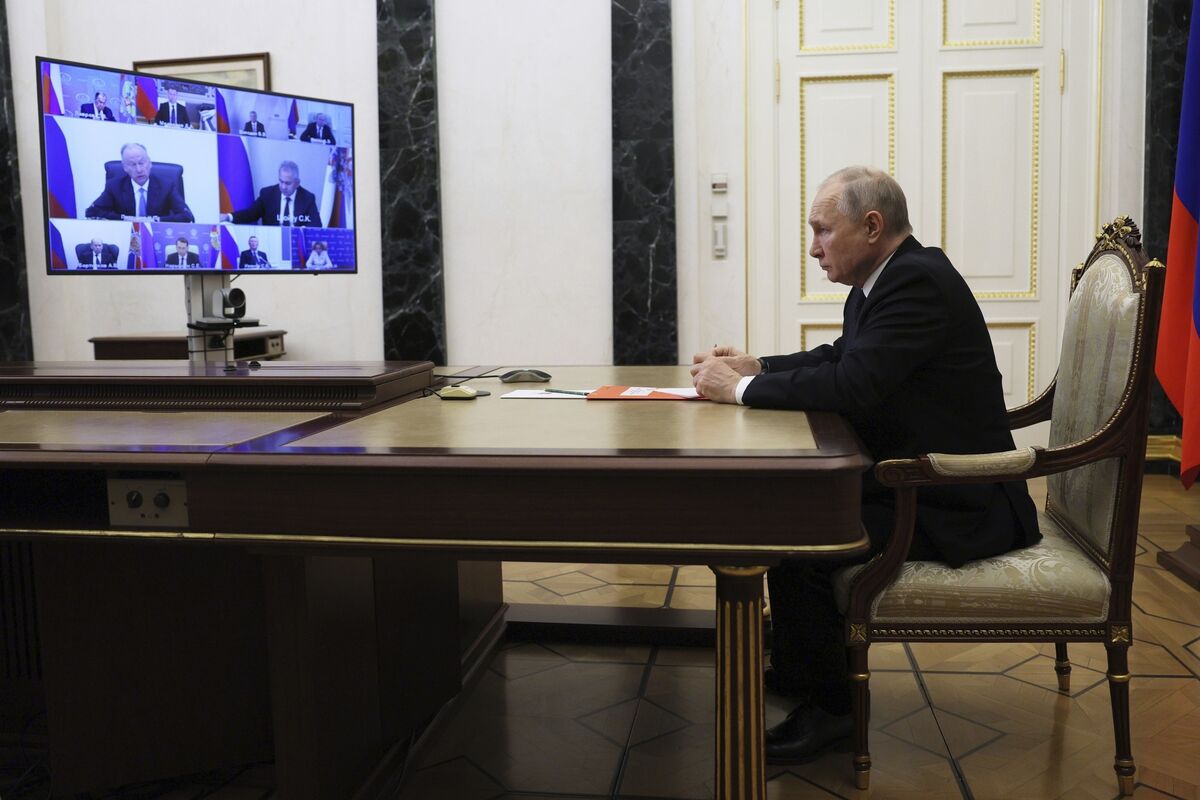 Russian President Vladimir Putin chairs a Security Council meeting via videoconference in Moscow, Russia, Thursday, June 22, 2023. Picture: Gavriil Grigorov, Sputnik, Kremlin Pool Photo via AP