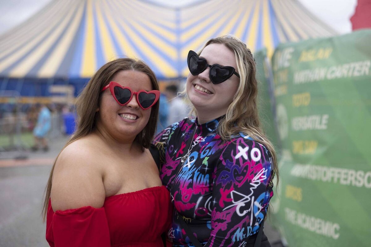 Ava Tynan and Aimee Cronin from Farranree.