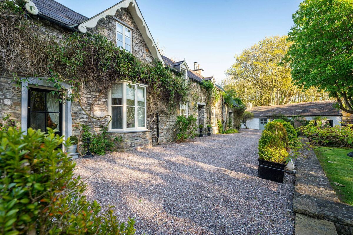 Annefield House at Oysterhaven, a stunning chocolate-box pretty home on over five acres. Annefield House at Oysterhaven, a stunning chocolate-box pretty home on over five acres.