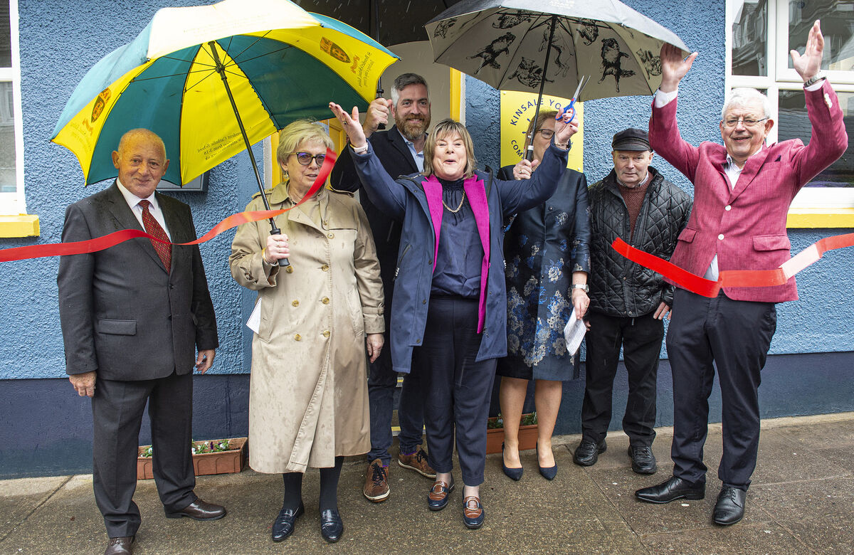 Geraldine Machin, Christopher O'Sullivan TD , Minister of State for Mental Health & Older People Mary Butler, Chairperson Carmel Murphy, and men's shed members John O'Connor and Gearoid Wycherley pictured at the official opening of the Kinsale Community Health and Wellbeing Resource Centre. Geraldine Machin, Christopher O'Sullivan TD , Minister of State for Mental Health & Older People Mary Butler, Chairperson Carmel Murphy, and men's shed members John O'Connor and Gearoid Wycherley pictured at the official opening of the Kinsale Community Health and Wellbeing Resource Centre.
