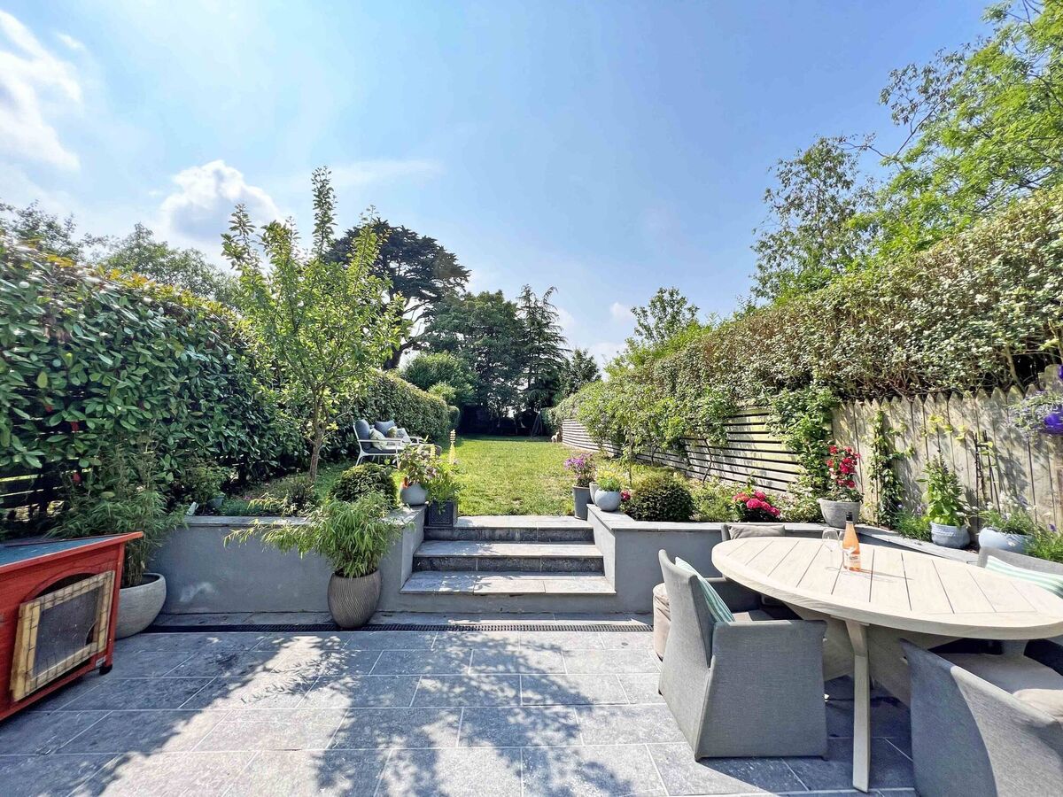 Lynton has a 300' long back garden, going back to the old Nemo GAA grounds at the far distant end Lynton has a 300' long back garden, going back to the old Nemo GAA grounds at the far distant end