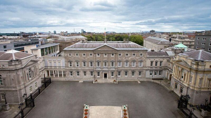 There are two main bars — the traditional ‘Dáil bar’ where members of the Oireachtas, staff, and visitors can visit; and the official Members’ Bar and Restaurant which is reserved for past and sitting TDs, senators, and invited special guests. There are two main bars — the traditional ‘Dáil bar’ where members of the Oireachtas, staff, and visitors can visit; and the official Members’ Bar and Restaurant which is reserved for past and sitting TDs, senators, and invited special guests.