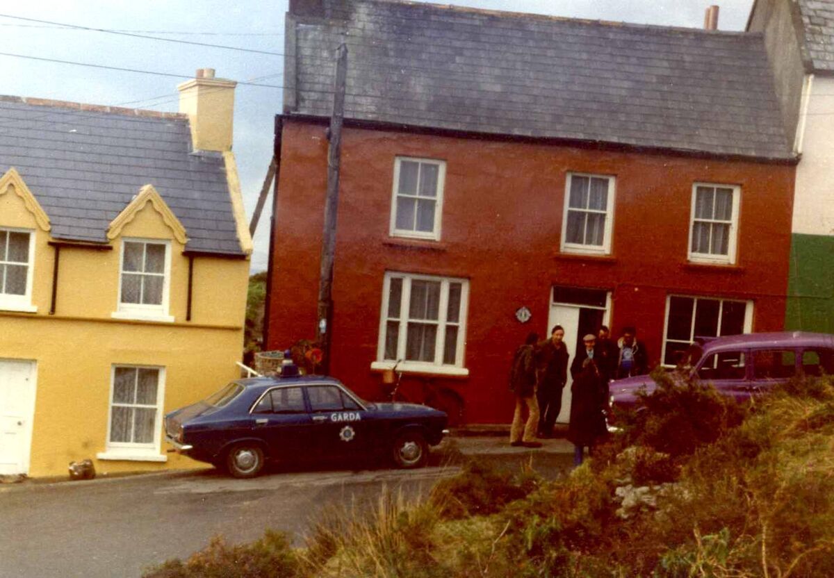 Cap that: A scene from the 1976 film Purple Taxi, shot in  Eyries and Allihies. Fred Astaire is by the purple taxi, with a cap