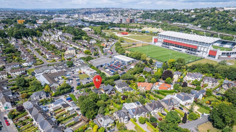 Fancy a Park Avenue address? Try $130m in New York, or €695,000 in Old Cork