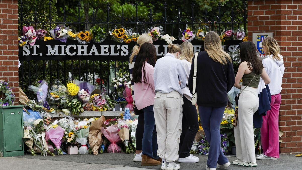 'They were going out to change the world': St Michael's students gather to mourn Andrew and Max after holiday tragedy - Vimarsana News