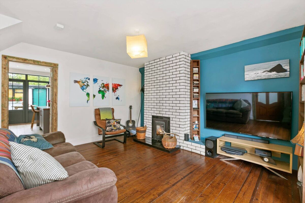 A living space worked on by design coach Karen Douglas for a client. A living space worked on by design coach Karen Douglas for a client.