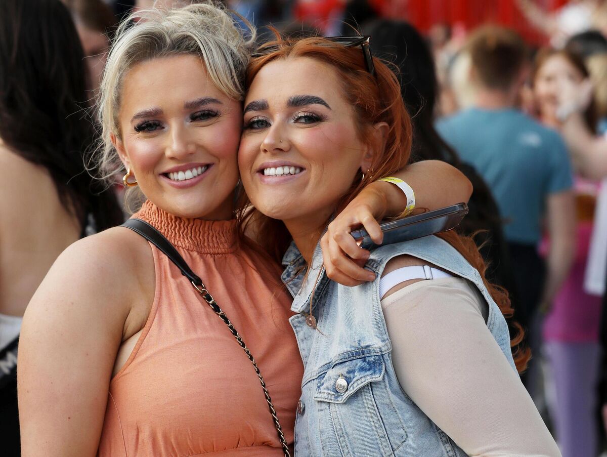 Fans Laura and Ciara Mullane from Limerick at Dermot Kennedy at Thomond park. Pic: Sasko Lazarov/Photocall Ireland