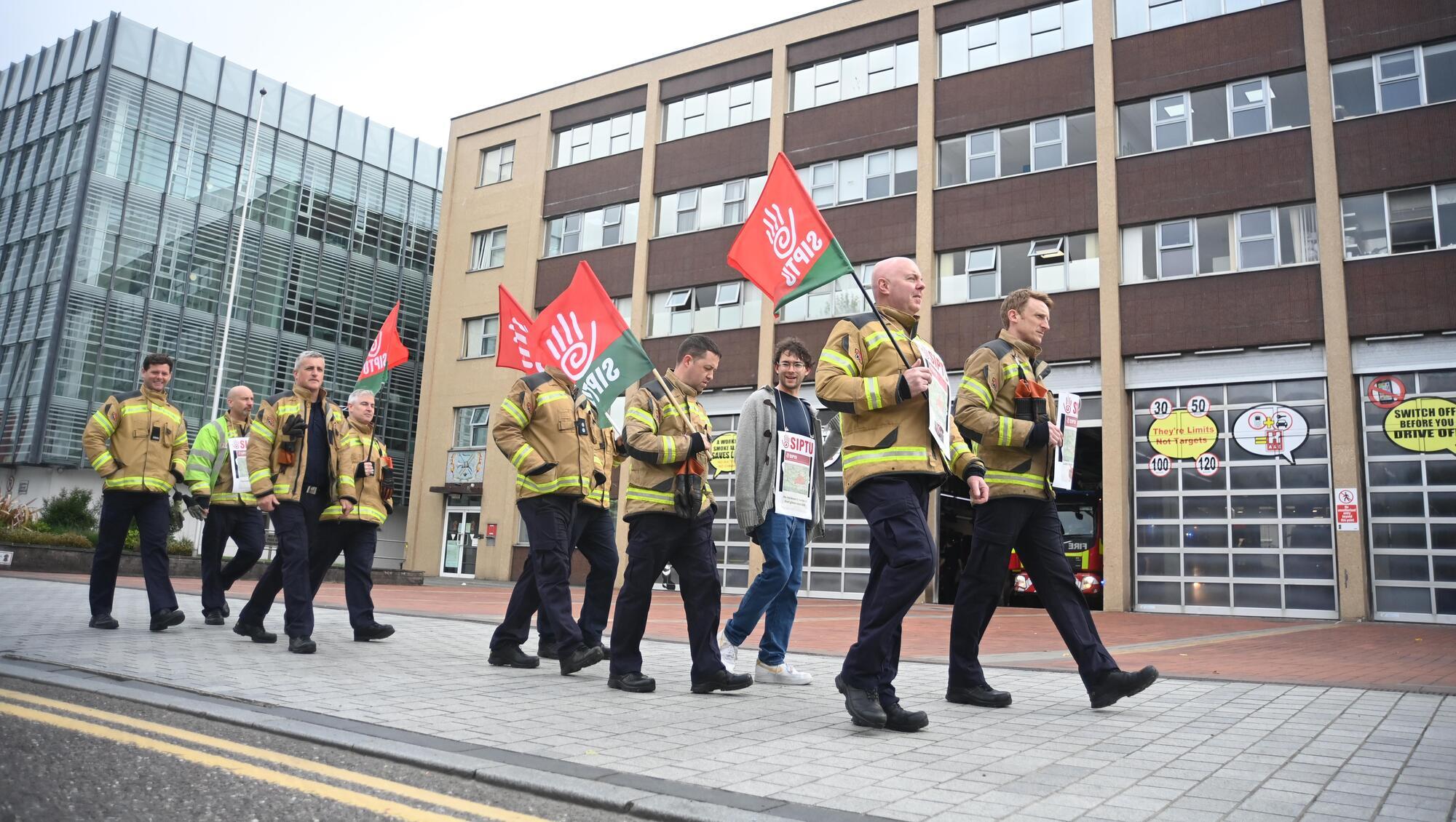 Cork City Council to hold special meeting over re-opening Ballincollig fire station 