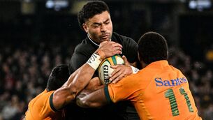 <p>RESTORED: New Zealand's Richie Mounga (C).</p>