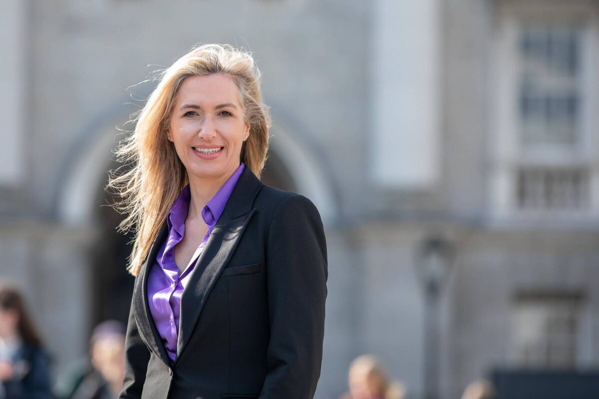 Laura Dowling: "I love communicating through video format." Laura Dowling: "I love communicating through video format."