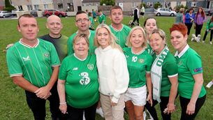 <p>FAMILY AFFAIR: Denise O’Sullivan with her family, (all O’Sullivan) John Paul, Lee, mum Nuala, Mark, David, Melissa, Nicola, Margaret and Sinead in Courtown Drive, Knocknaheeny. Picture: Jim Coughlan</p>