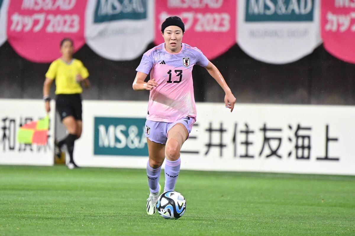  22-year-old Jun Endo of Japan is starting to show her personality — with and without the ball. Pic: Kenta Harada/Getty Images