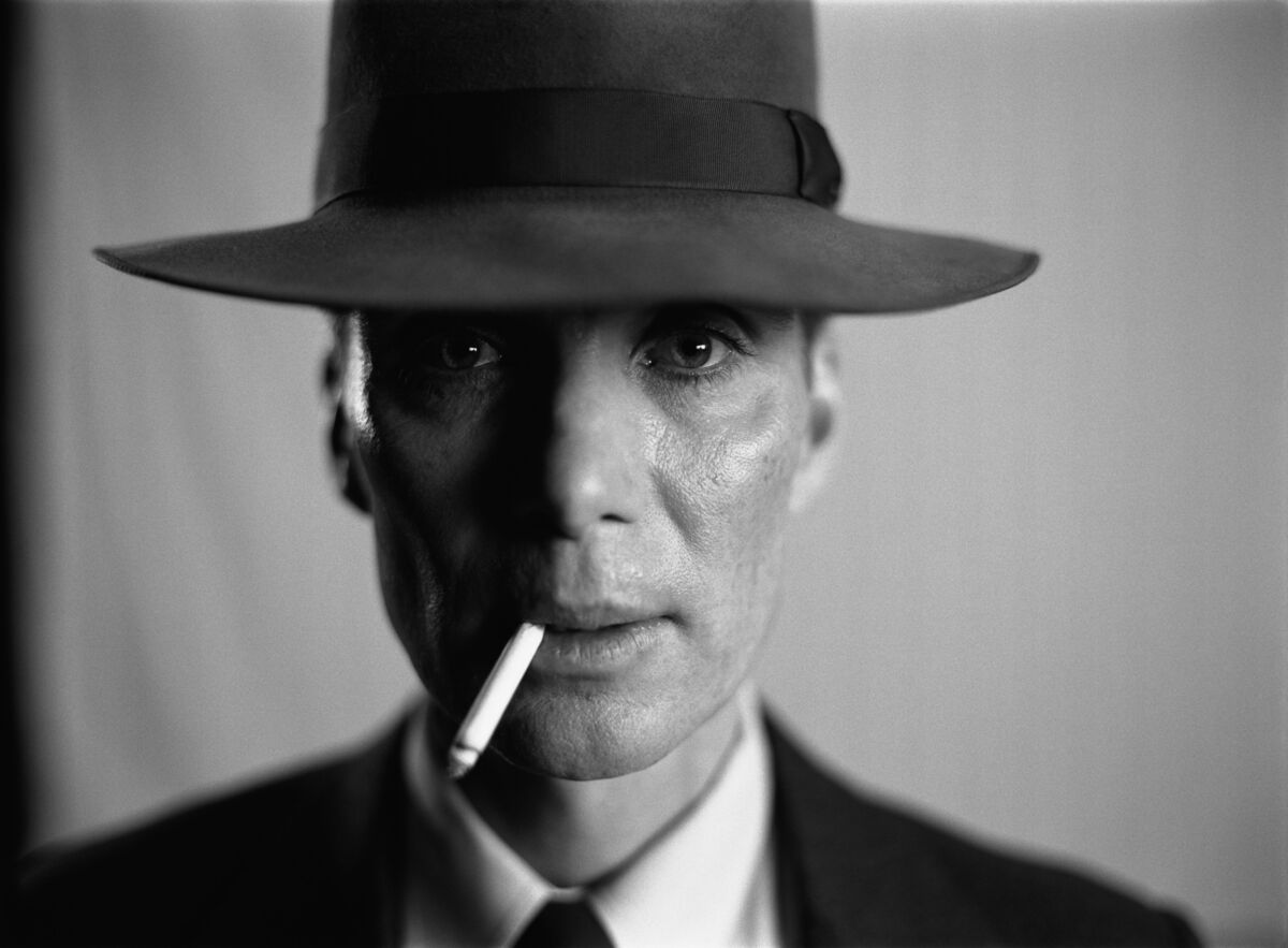 Cillian Murphy as J. Robert Oppenheimer. Cillian Murphy as J. Robert Oppenheimer.