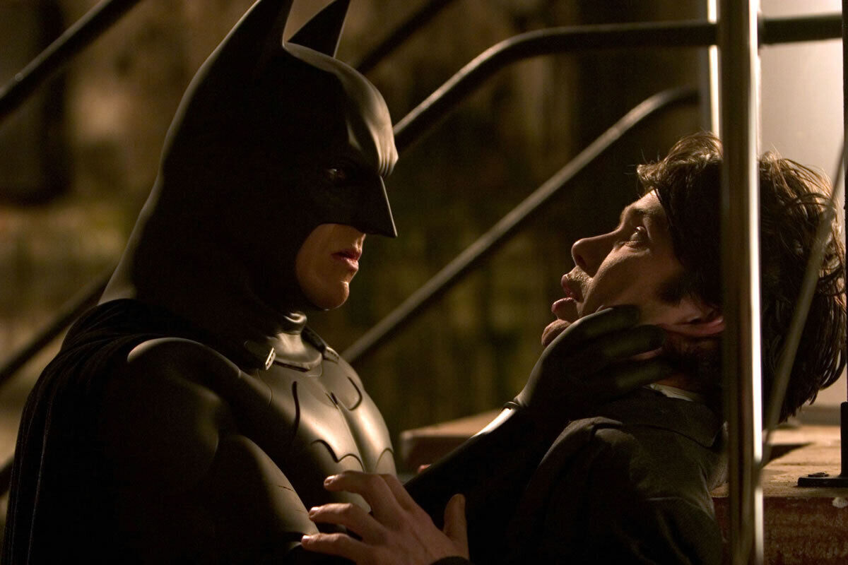 Cillian Murphy as the Scarecrow and Christian Bale as Bruce Wayne in a scene from Batman Begins. Cillian Murphy as the Scarecrow and Christian Bale as Bruce Wayne in a scene from Batman Begins.