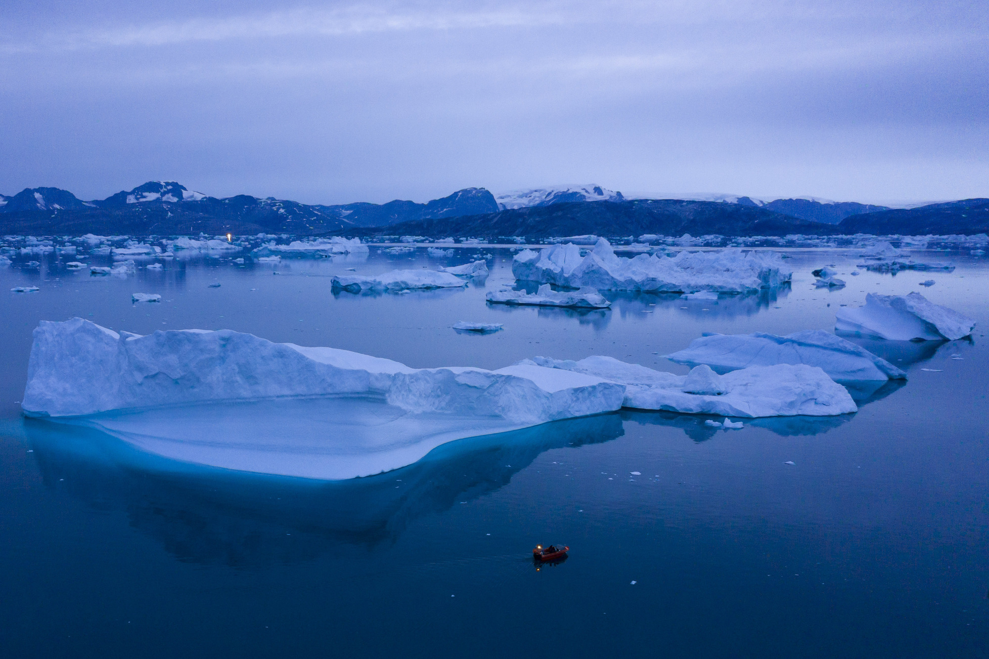 'Entire world is vulnerable' if Greenland's ice sheets melt