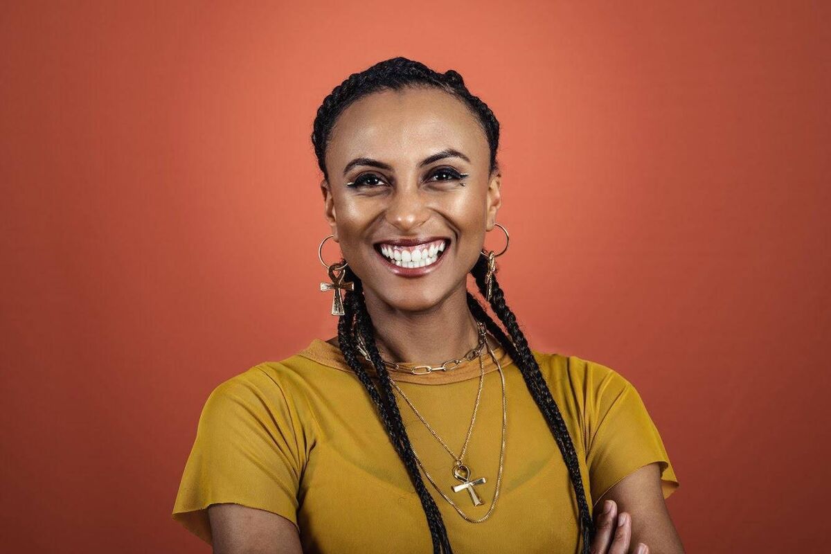 Singer-songwriter and multi-instrumentalist Sallay Garnett aka Loah